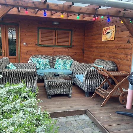 Galeria Apartmanhaz Keszthely Exterior foto