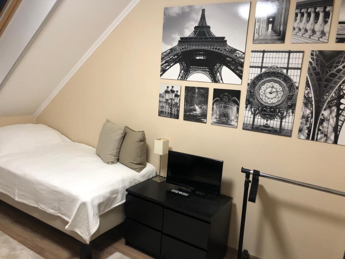 Galeria Apartmanhaz Keszthely Exterior foto