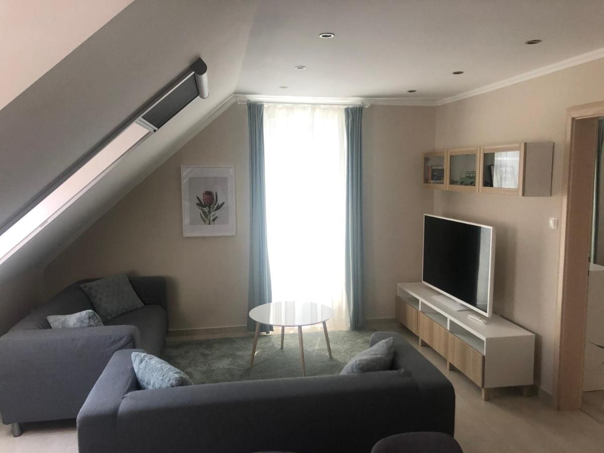 Galeria Apartmanhaz Keszthely Exterior foto