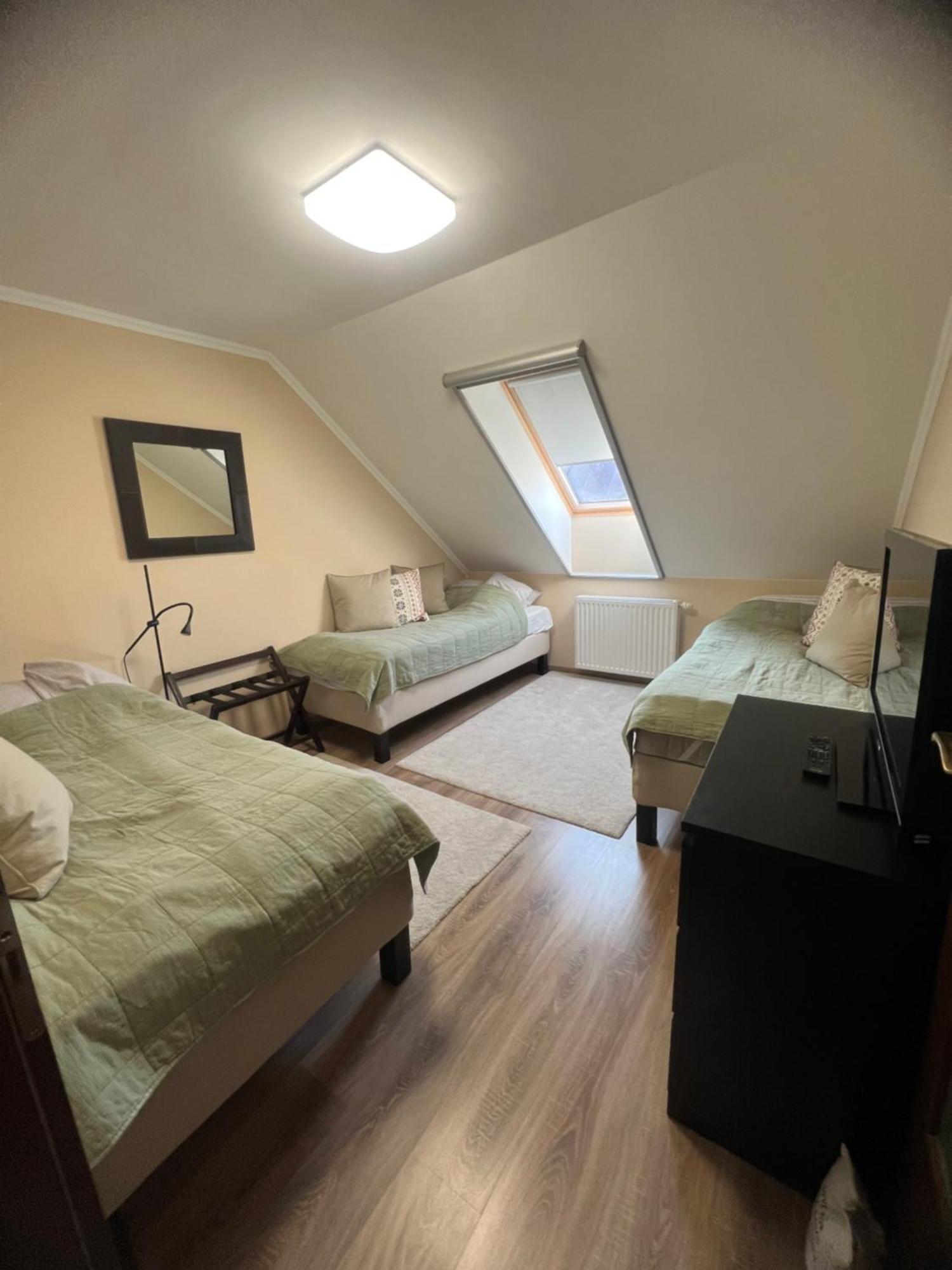 Galeria Apartmanhaz Keszthely Exterior foto