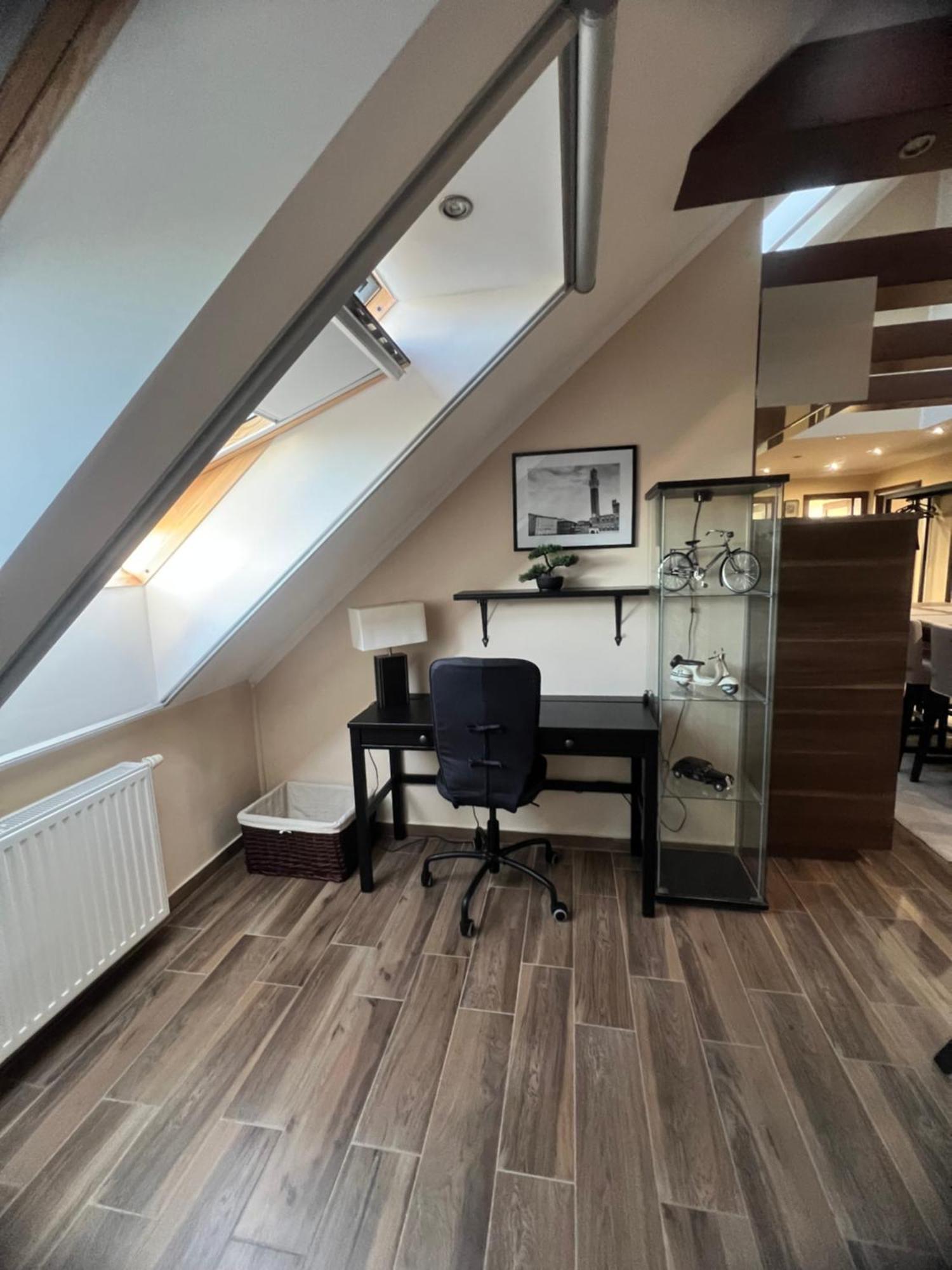 Galeria Apartmanhaz Keszthely Exterior foto